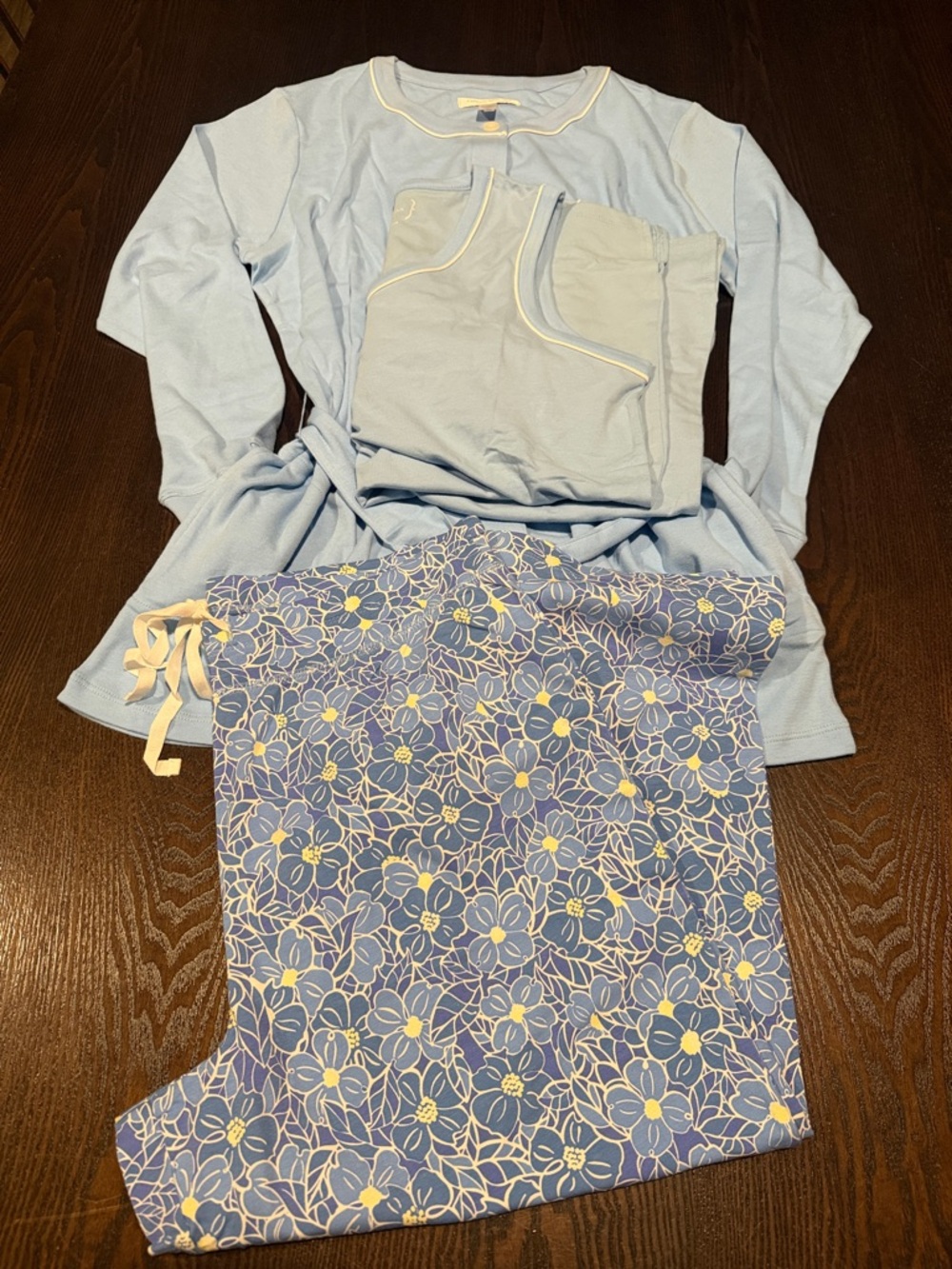 HeavenlySoft by Carole Hochman Sky Blue Long Sleeve Pajama Set with Floral Pants